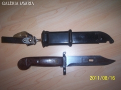Katonai recésélü kés