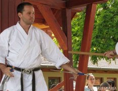 Sai - hárító-támadó tőr párban, tartójával