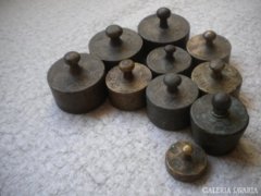 Antik réz súly-10 db-egyben a feltüntetett áron Antik réz súly-10 db-egyben a feltüntetett áron